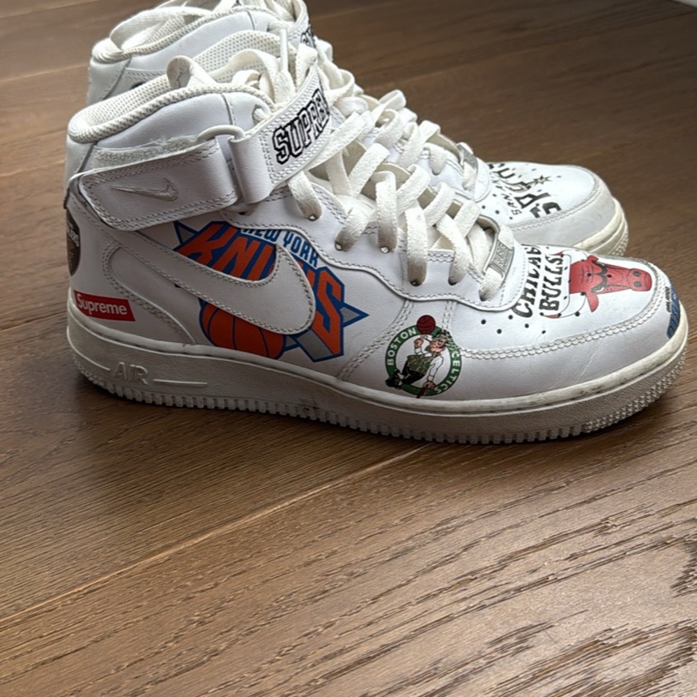 Supreme Nike Air Force 1’s
